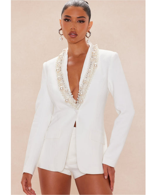 Set Blazer y Short Blanco con Perlas FNS0004